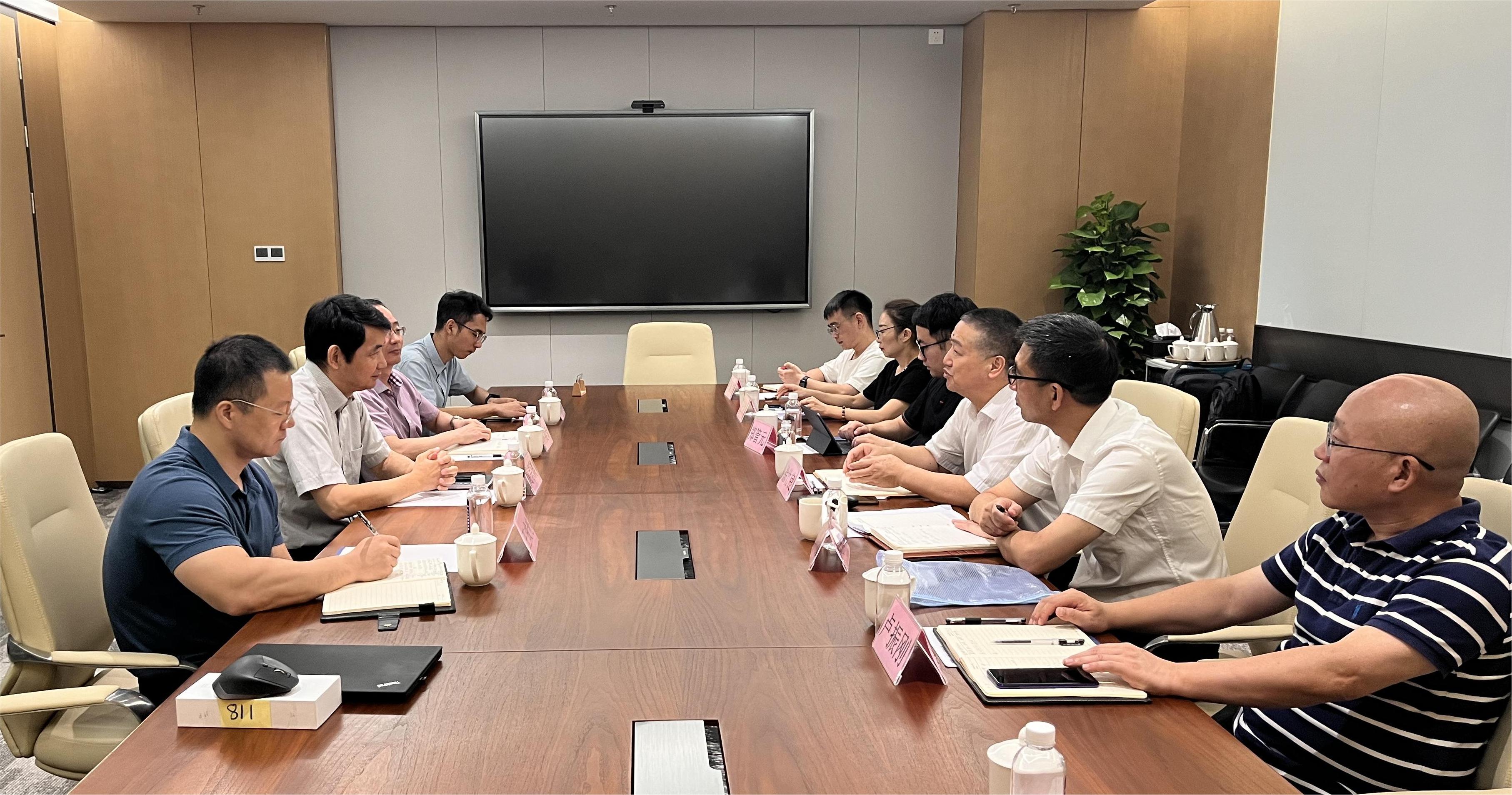 智能工厂开会照.jpg